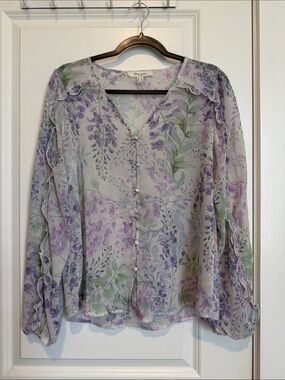 Floral Sheer V-Neck Blouse in Lavender and Sage